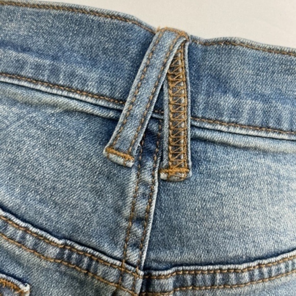 BCBG Blue Distressed Denim Shorts 27 - Picture 13 of 16